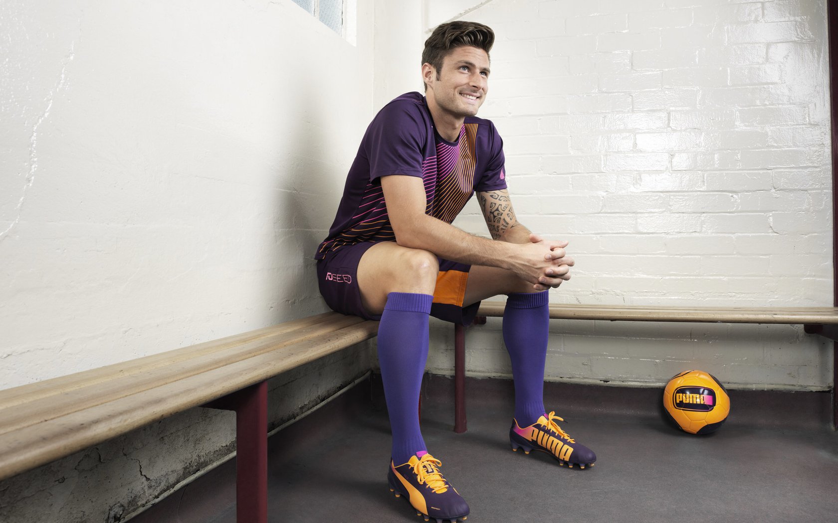 未来足球“天王”之路：崭露头角的年轻力量，未来足坛第一人